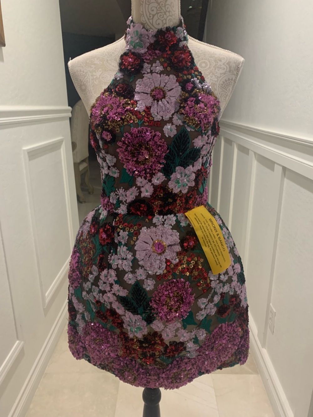 New BRONX AND BANCO Deirdre Floral Sequinned Halter Dress Size S / 4 US - Picture 13 of 16